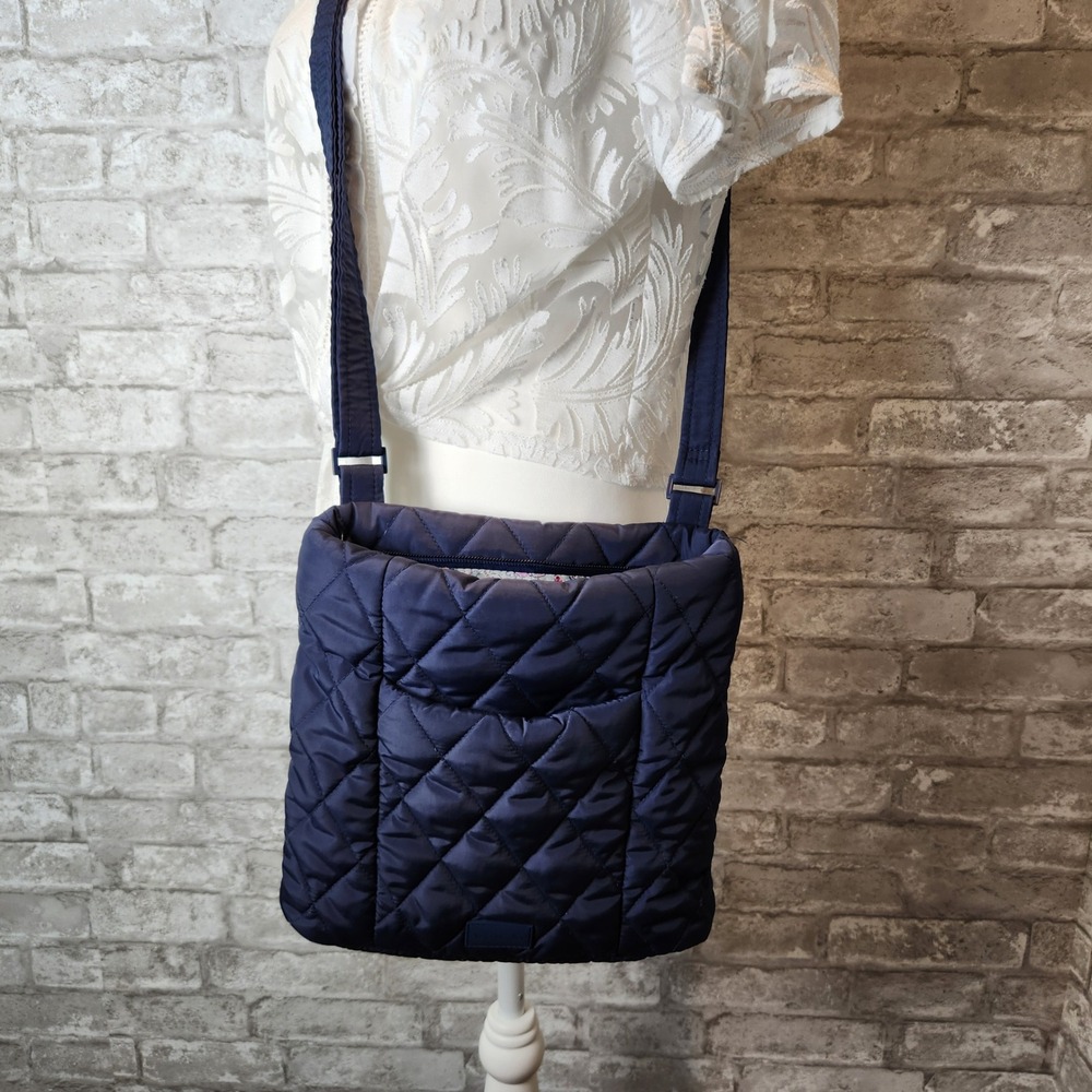 Vera Bradley Puffet Crossbody Bag Navy Blue Quilted Floral Lining 11x11